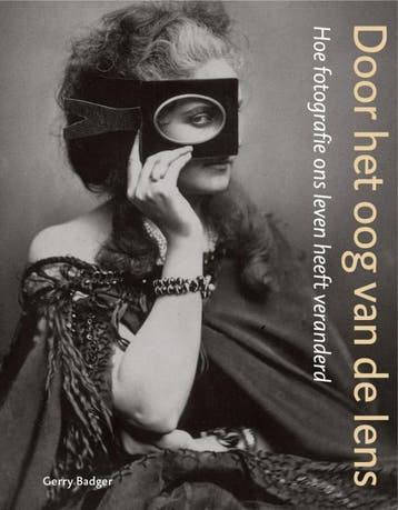Door het oog van de lens 9789058977434 G. Badger, Verzenden, Gelezen, G. Badger