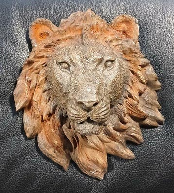 sculptuur, Two concrete lion sculptures in antique style,
