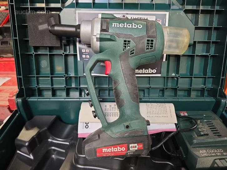 Accu revetteertang Metabo NP 18 LTX BL 5.0, Zakelijke goederen, Machines en Bouw | Metaalbewerking, Ophalen