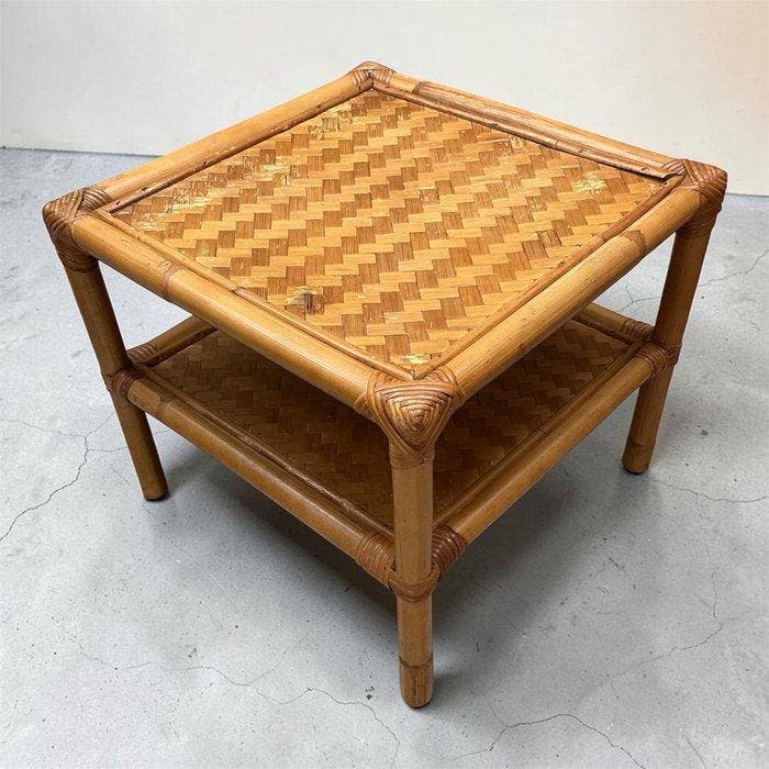 Table dappoint - Chic vintage - Rotin, Antiquités & Art, Art | Objets design