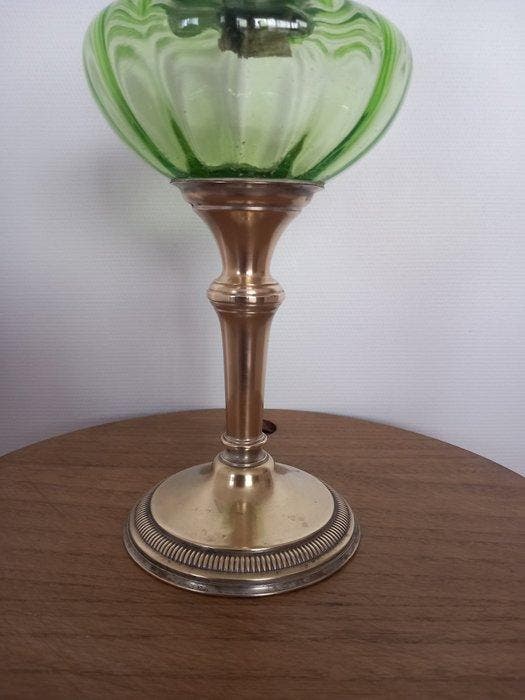Lampe à pétrole - Laiton doré, Antiquités & Art, Curiosités & Brocante