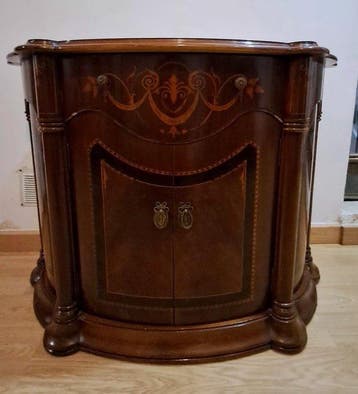 Buffet - Placage de bois noble (probablement noyer/acajou), Antiquités & Art