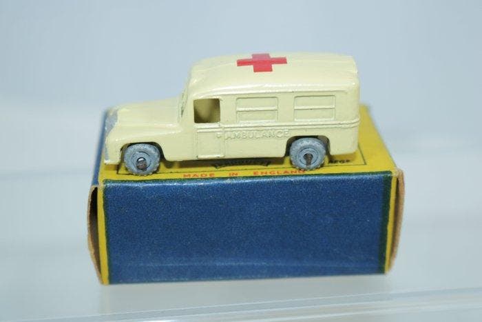 Matchbox 1:64 - Modelauto - Matchbox 14a Ambulance ( Daimler, Hobby & Loisirs créatifs, Voitures miniatures | 1:5 à 1:12