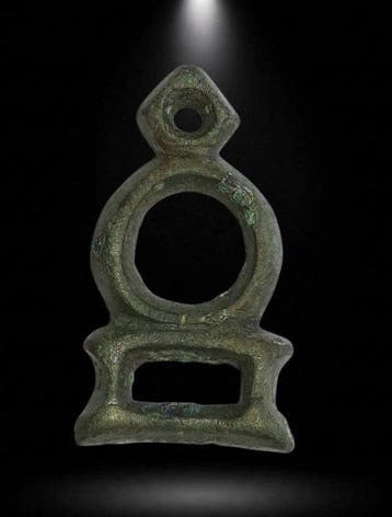 Keltisch Prachtige amulet-hanger. In uitstekende staat.