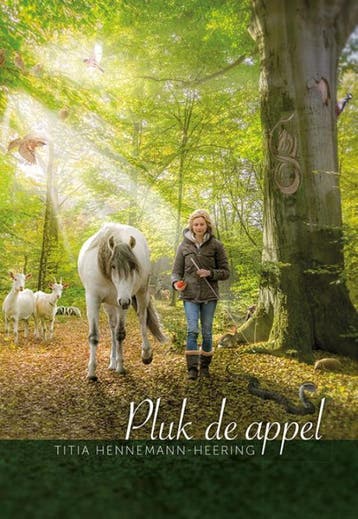 Pluk de appel 9789089548634 Titia Hennemann-Heering, Verzenden, Gelezen, Titia Hennemann-Heering