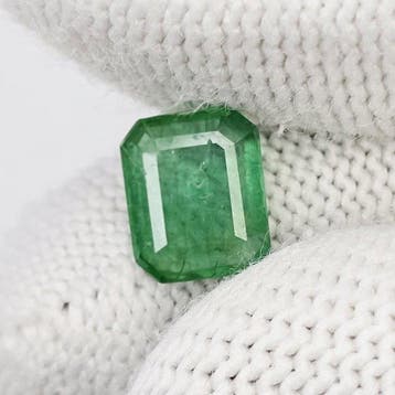 Zonder minimumprijs - 1 pcs Groen Smaragd - 1.61 ct -, Nieuw