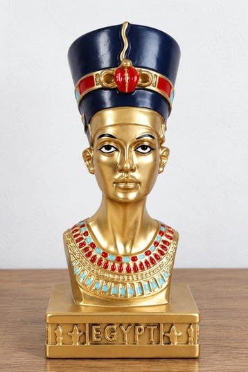 Sculpture, Egyptian Queen Inspired Decorative Bust with, Antiquités & Art