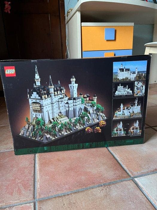 Lego Set - 21063 - Architecture - Neuschwanstein Castle, Enfants & Bébés, Jouets | Duplo & Lego