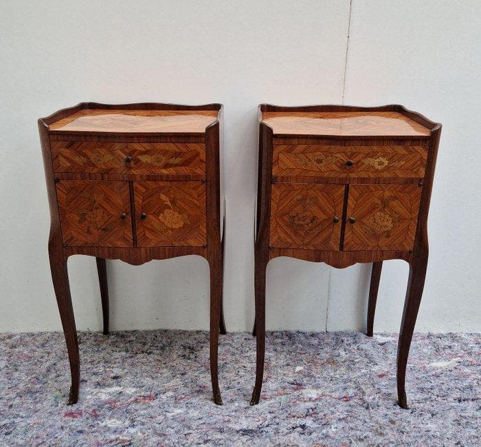 Table de Chevet in Marquetry met deurtjes - Nachtkastje (2), Antiquités & Art, Curiosités & Brocante