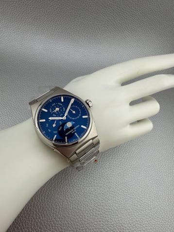 Frédérique Constant - Highlife Perpetual Calendar, Nieuw
