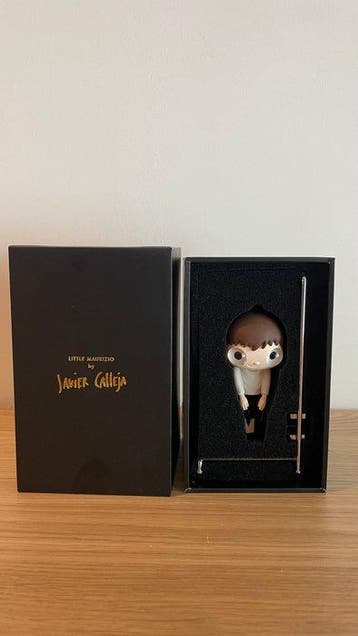 Javier Calleja (1971) - Little Maurizio