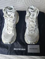 Balenciaga - Runner - High-top sneakers - Maat: EU 43 -