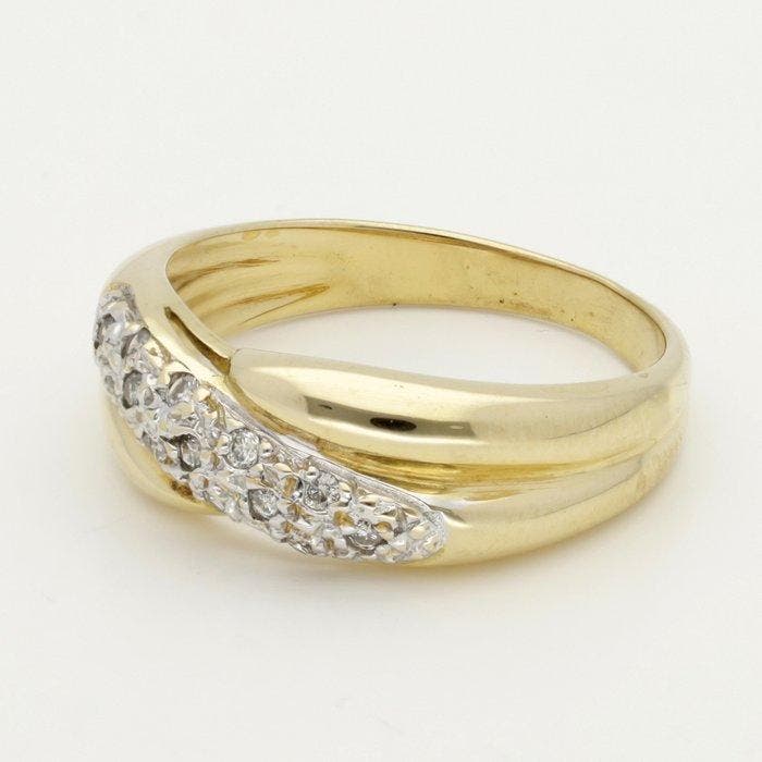 Bague - 18 carats Or jaune Diamant (Naturelle), Bijoux, Sacs & Beauté, Bagues