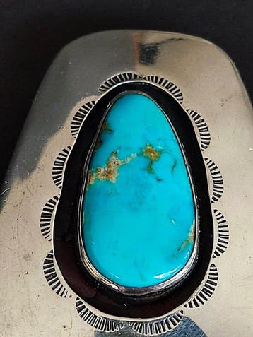 Une cravate bolo Navajo - Navajo - États-Unis (Sans prix de