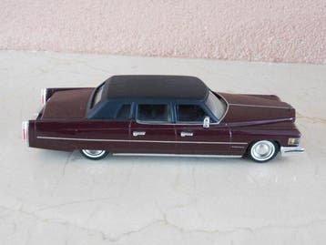 Elegance 1:43 - Modelauto - Cadillac 1976 - 9 Pessangers, Nieuw