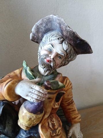 Capodimonte - Statuette, Uomo di strada - 25 cm - Porcelaine