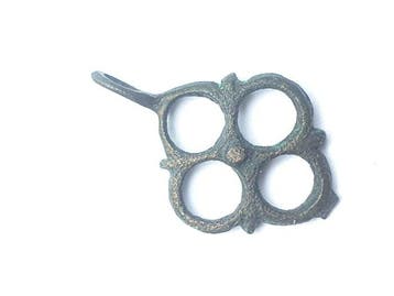 Byzantijns Brons Oud opengewerkt hanger – Vier cirkels van