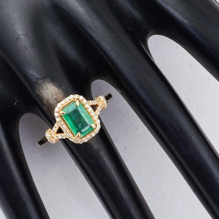 Zonder minimumprijs - Ring - 14 karaat Geel goud - 1.20ct., Handtassen en Accessoires, Ringen