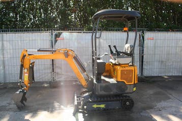 Veiling: Minigraver 15G Diesel 7kW 2026 Demo, Ophalen