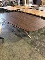 Wellington tafel, misty oak (nieuw, outlet), Nieuw, Overige materialen