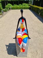 Figurine - Sitting woman - fibre de verre