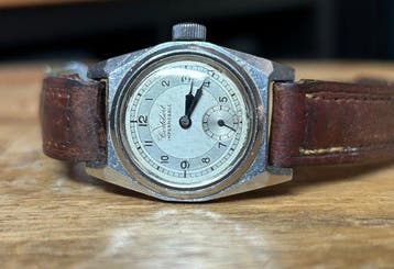 Cortébert - Impermaeble WW2 field watch - Zonder