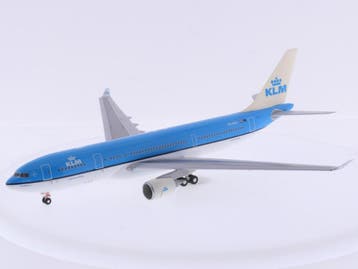 Schaal 1:200 Herpa 551847 Airbus A330-200 KLM Reg. PH-AOA..., Ophalen of Verzenden, Zo goed als nieuw