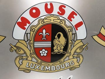 Miroir publicitaire Mousel Donkle Béer – Luxembourg, années