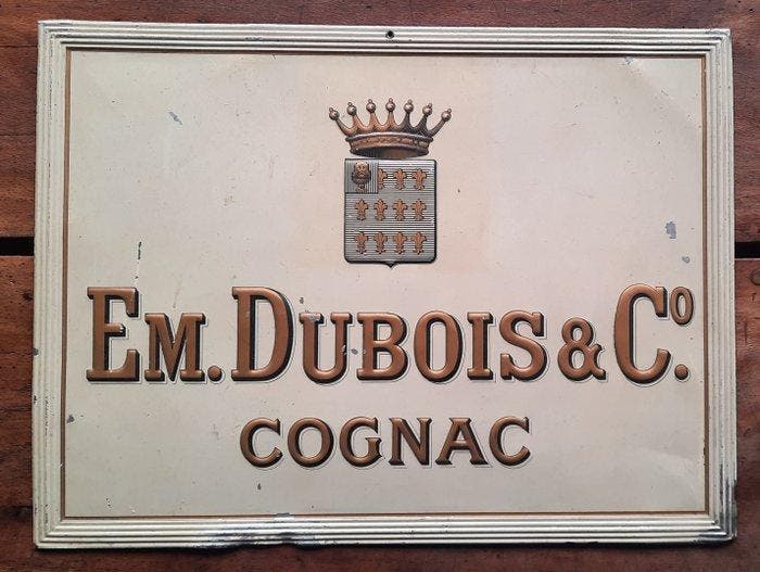 Cognac Larsen -Le cep vermeil - cognac dubois - Enseigne, Antiek en Kunst, Antiek | Wandborden en Tegels