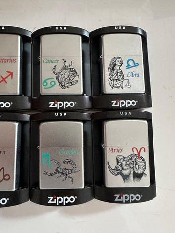 Zippo - Aansteker - IJzer (gegoten/gesmeed) - (12), Nieuw