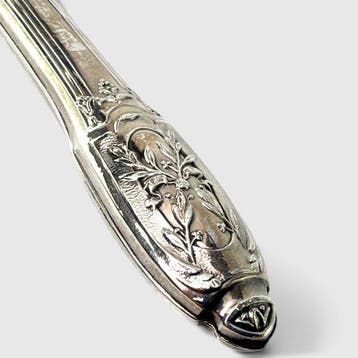 Cuillère à fruits - Belle Époque – style Louis XVI réinventé, Antiquités & Art