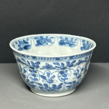 GEEN RESERVE - EEN PAA R CHINESE BLauw-WITTE GEVORMDE KOPJES