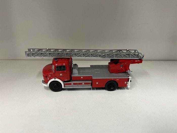 Schuco 1:43 - Model vrachtwagen - Mercedes-Benz L322 -, Hobby & Loisirs créatifs, Voitures miniatures | 1:5 à 1:12