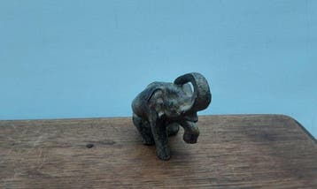 P. Chenet - Beeld, Olifanten - 9 cm - Brons