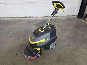 Industriële schrob-/zuigmachine Kärcher BD 38/12..., Ophalen, Nieuw