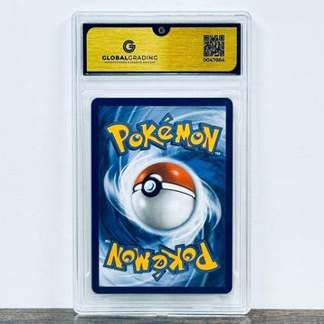 Pokémon Graded card - Pikachu Holo 028 - 30th Anniversary –