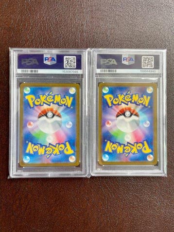 Pokémon - 2 Graded card - Lucario, Dragonite Holo, Alternate, Nieuw
