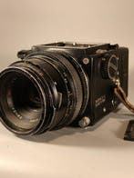 Bronica ETRS + Zenzanon MC 75mm Analoge camera