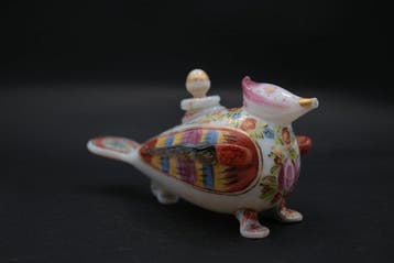 Bouteille de parfum - Opaline - Eau de rose ornithomorphe