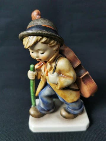 Statuette, Goebel Hummel W Germany Hummel 89/1, Little, Antiquités & Art