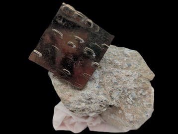 pyriet Kristal op matrix - Hoogte: 8.5 cm - Breedte: 9 cm-, Verzamelen