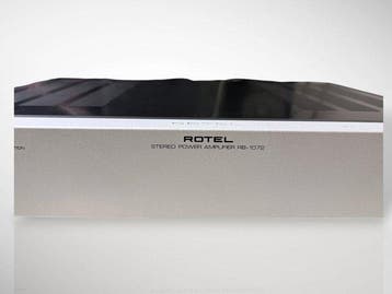 Rotel - RB-1072 Solid state eindversterker