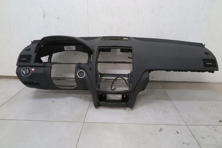 airbag console dashboard Mercedes Benz W204, Autos : Pièces & Accessoires, Habitacle & Garnissage, Envoi