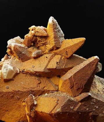 SARDINIË, GROTE scalenoëdrieën van calciet, bi-terminaat en