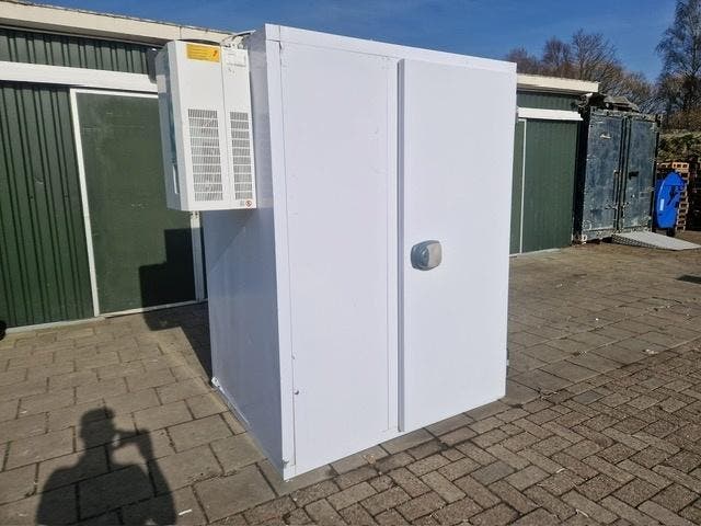 Koelcel 150 x 120 x 200 cm stekker klaar, Articles professionnels, Horeca | Équipement de cuisine