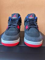 Air Jordan - Air Jordan 4 - Sneakers - Maat: EU 44.5 - Nieuw