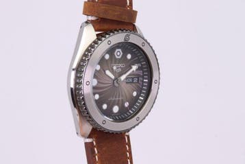 Seiko - Seiko 5 - Zonder minimumprijs - SRPF65K1 | Box &