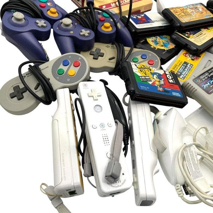 Nintendo, Sega, Capcom - Wii u - Multi-Generation Nintendo, Consoles de jeu & Jeux vidéo, Consoles de jeu | Accessoires Autre