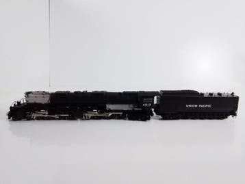 Märklin H0 - 37990 - Locomotive à vapeur avec tender (1) -