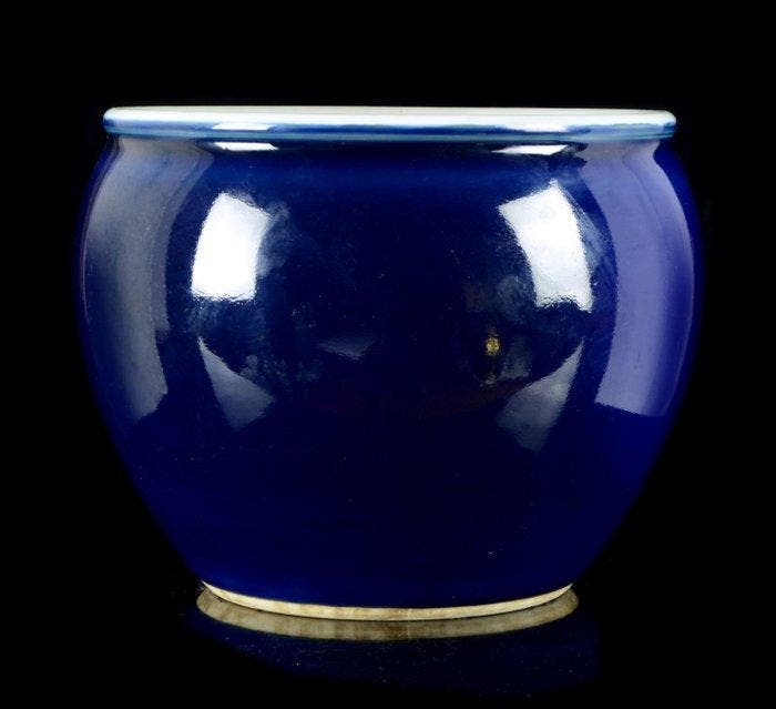 Un pot de fleurs bleu monochrome chinois sacrificiel, Antiek en Kunst, Antiek | Overige Antiek